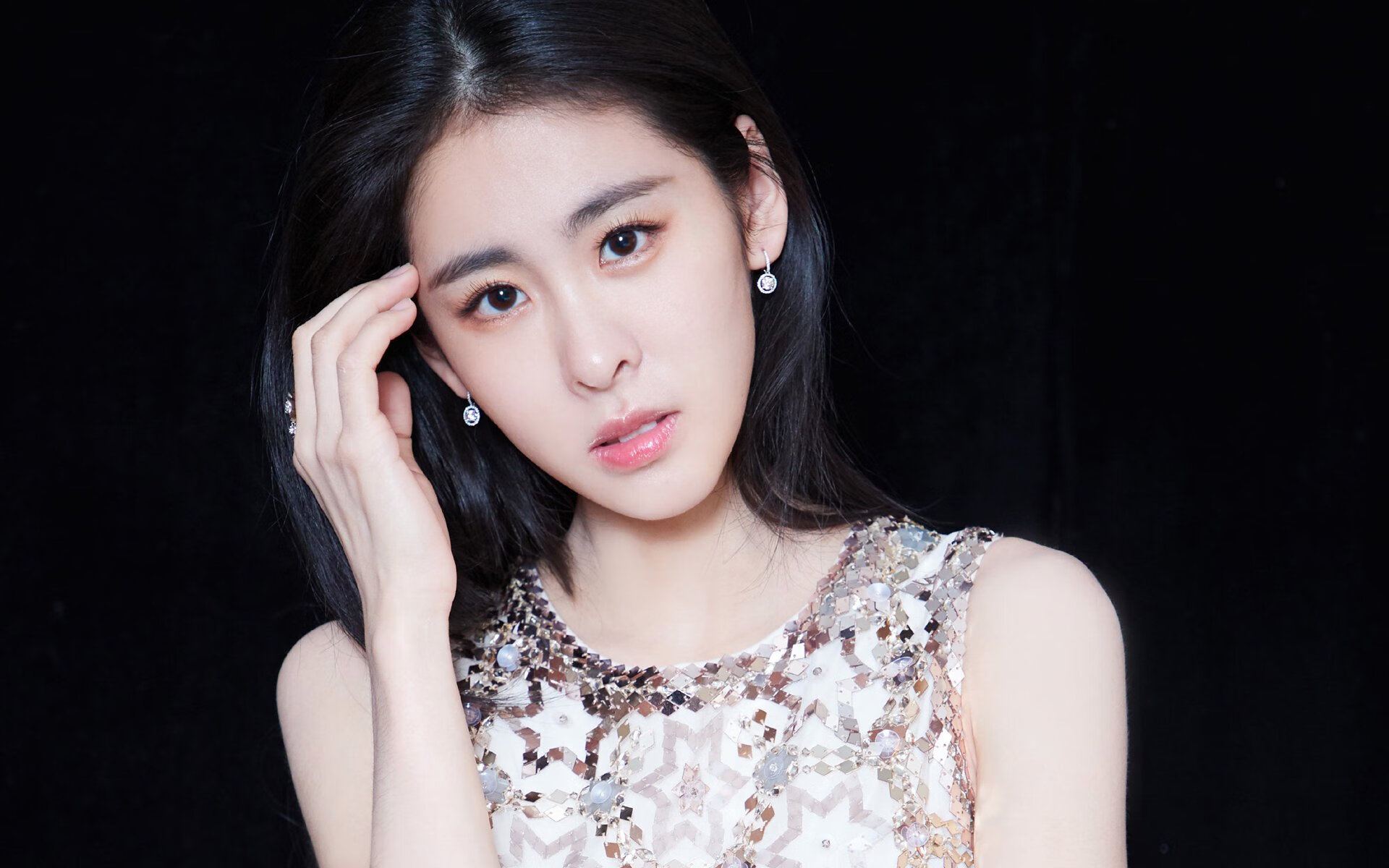 -田径专项人才基地建设纳入重点发展计划，田径专业人员管理系统