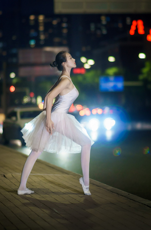 九游娱乐官网 (jiuyou)-美洲杯明星奋战：个人突破助球队登顶！，美洲杯人员名单