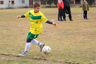 九游游戏中心-2025年9月16-17日足球大赛预告与战术点评，足球比赛2021年